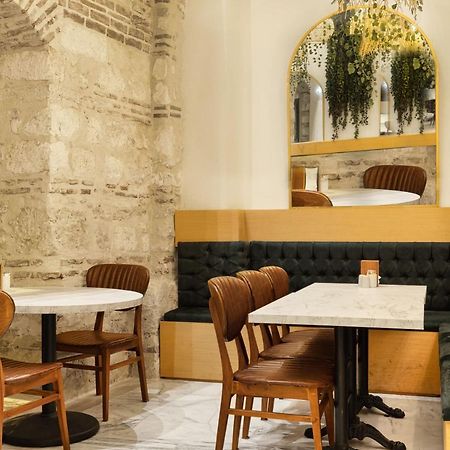 Pera Rasso Hotel Истанбул Екстериор снимка